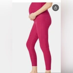 Beyond the bump space dye capri maternity leggings